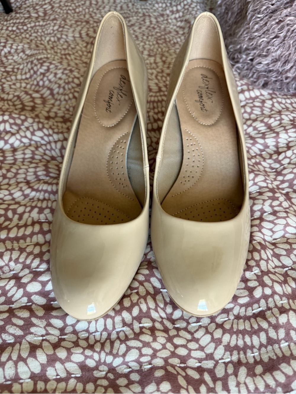 Clarks Nude Patent Round-Toe Heels